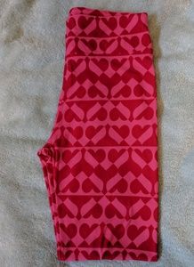 NWOT LULAROE HEART ONE SIZE LEGGINGS.Bou